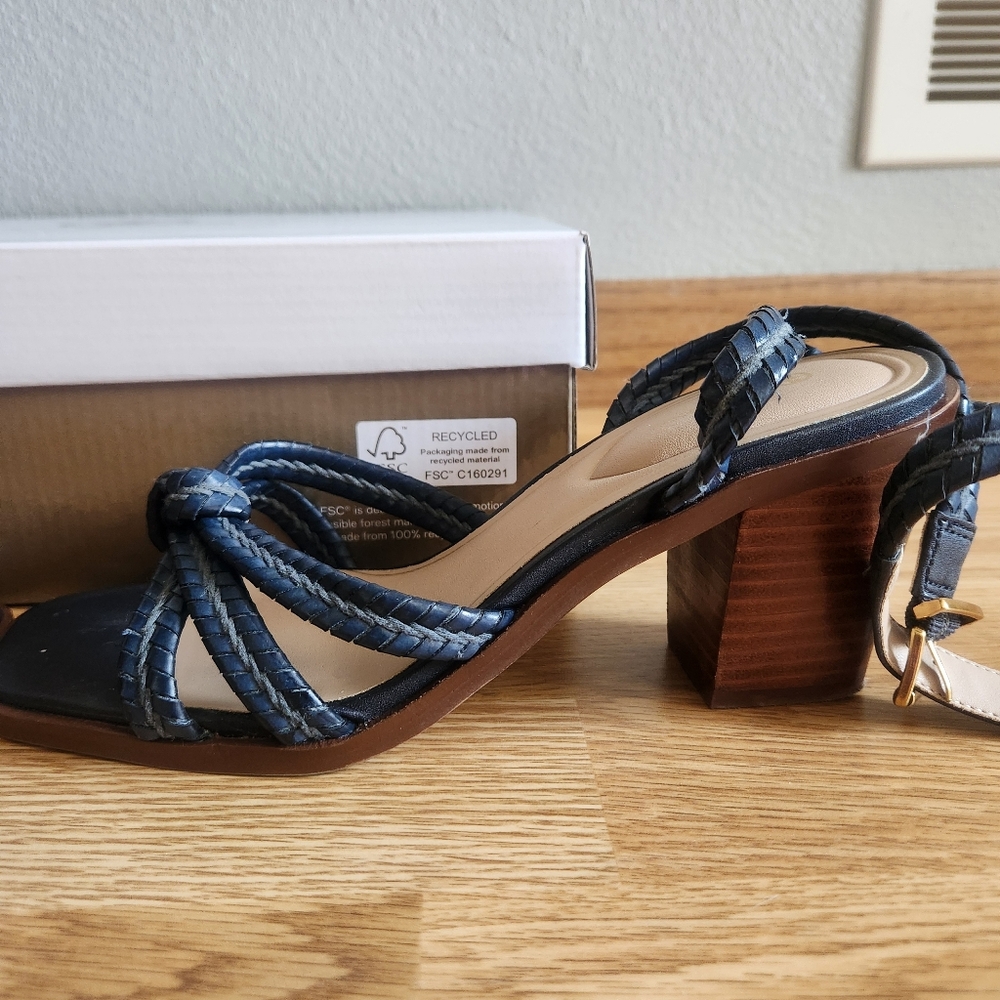 NWT Giani Bernini Navy Blue Woven Strap Sandals - Picture 10 of 13